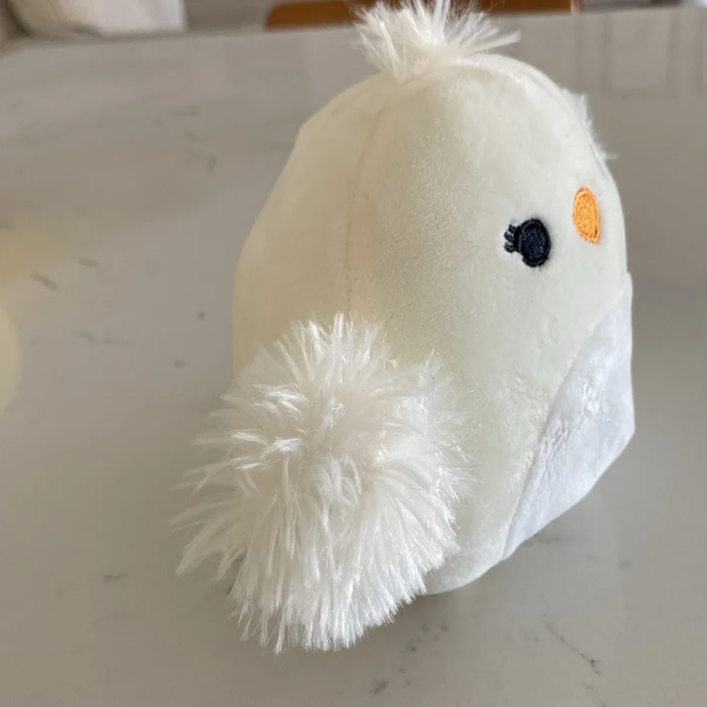 SQUISHMALLOWS Plush LIKE NEW! - Picture 2 of 7